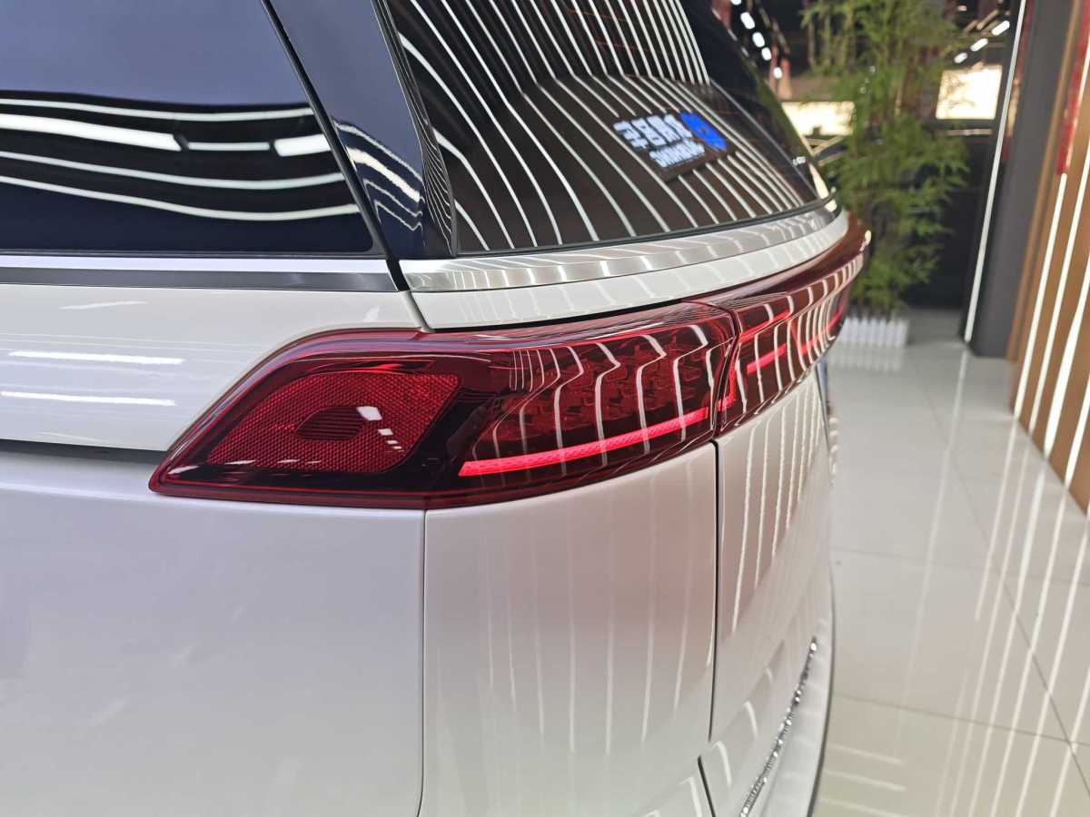 Kia Carnival 2022 immagine di auto #19