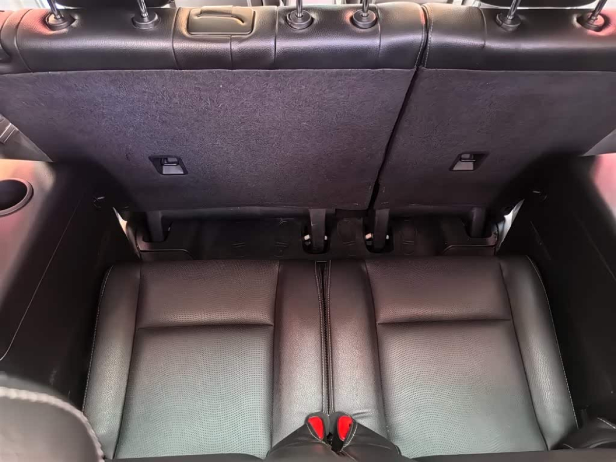 Chevrolet Captiva 2017 car image #19