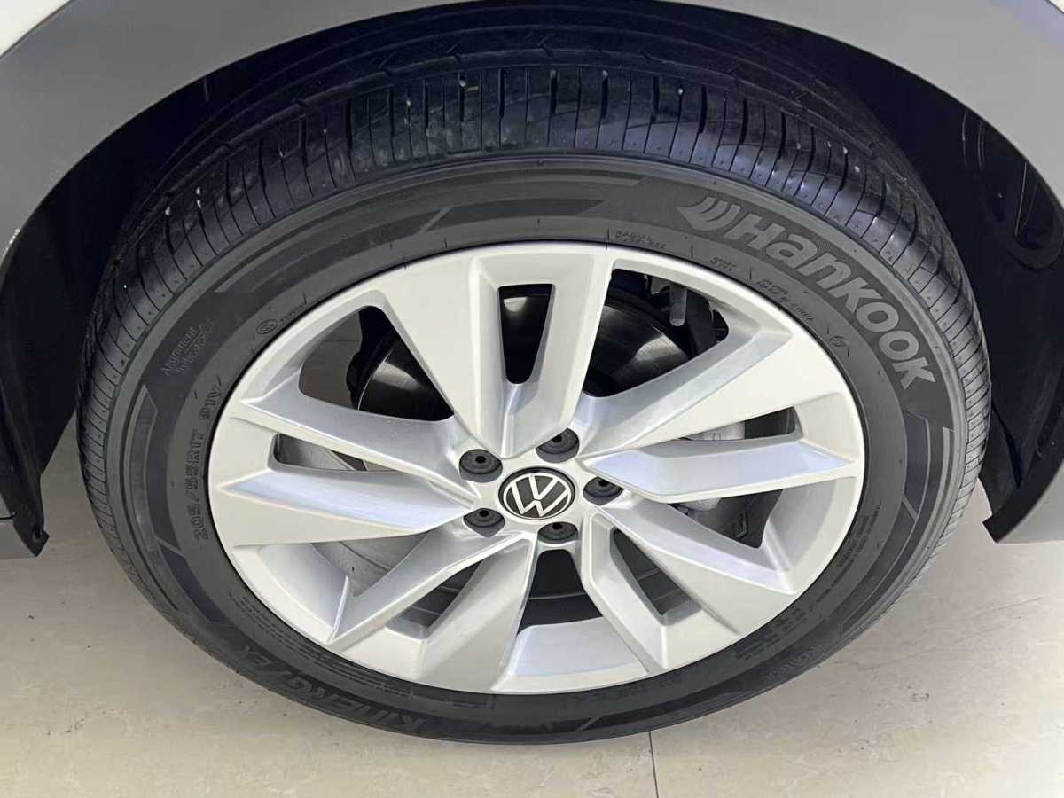 Volkswagen T-Cross 2021 #19 Volkswagen T-Cross 2021 car image #19