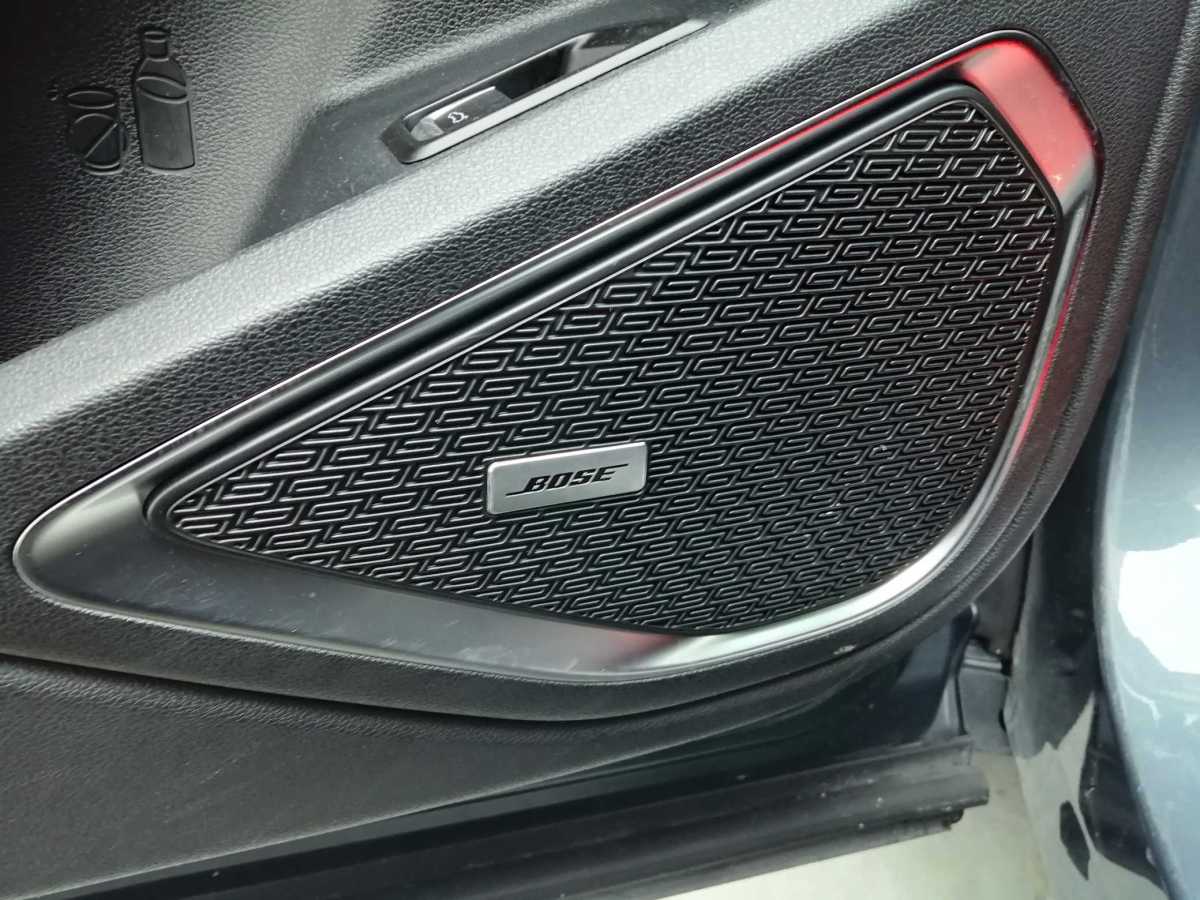 GEELY Tugella 2019 #19 GEELY Tugella 2019 car image #19