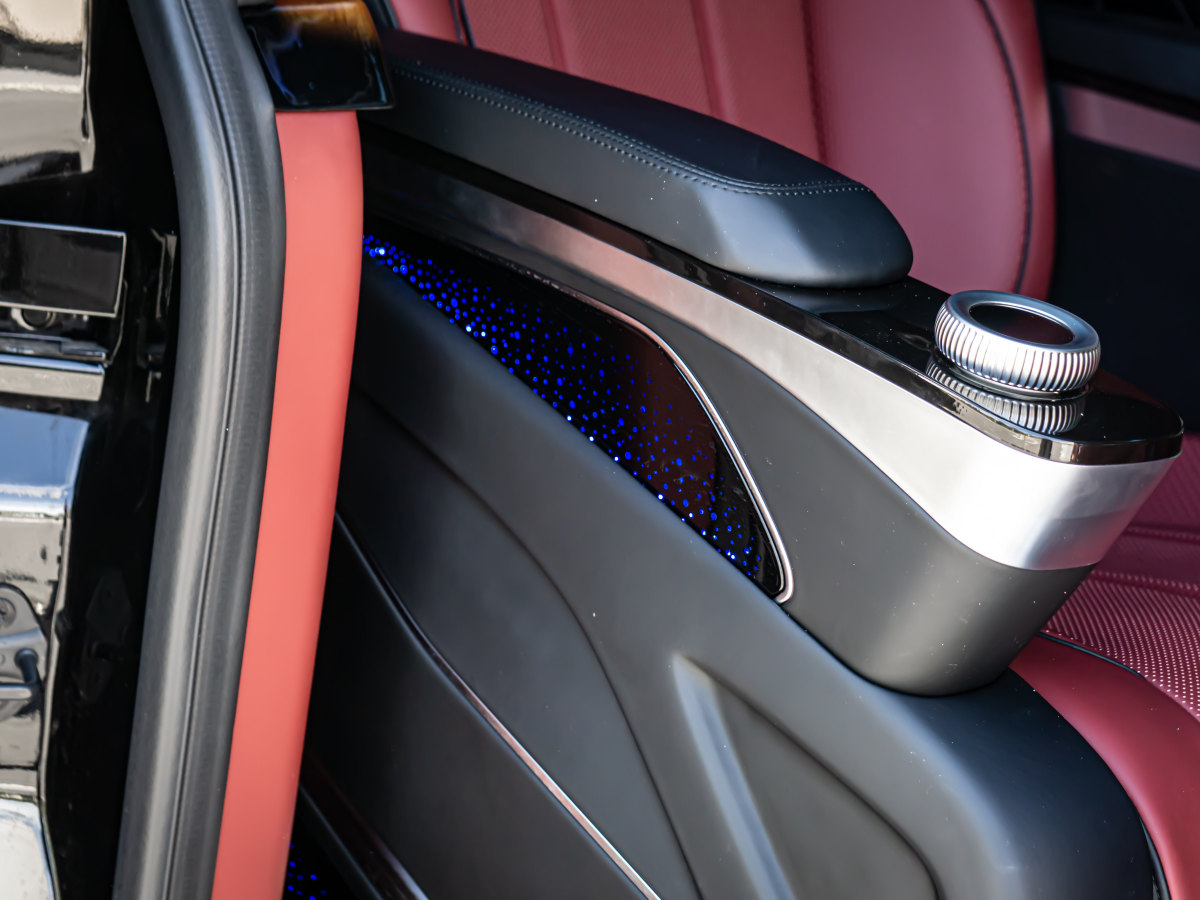 Toyota Hiace 2024 car image #19