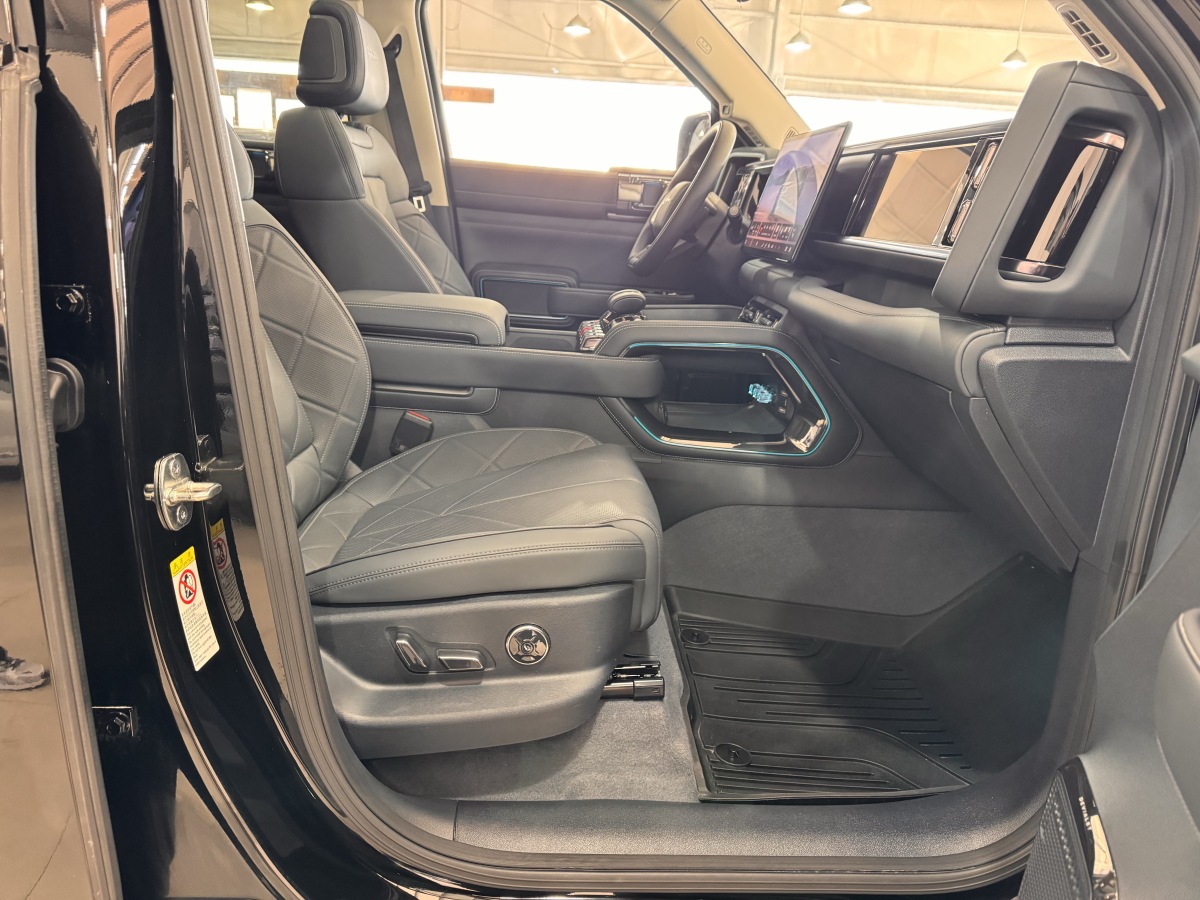 FangChengBao Leopard 5 2025 car image #19