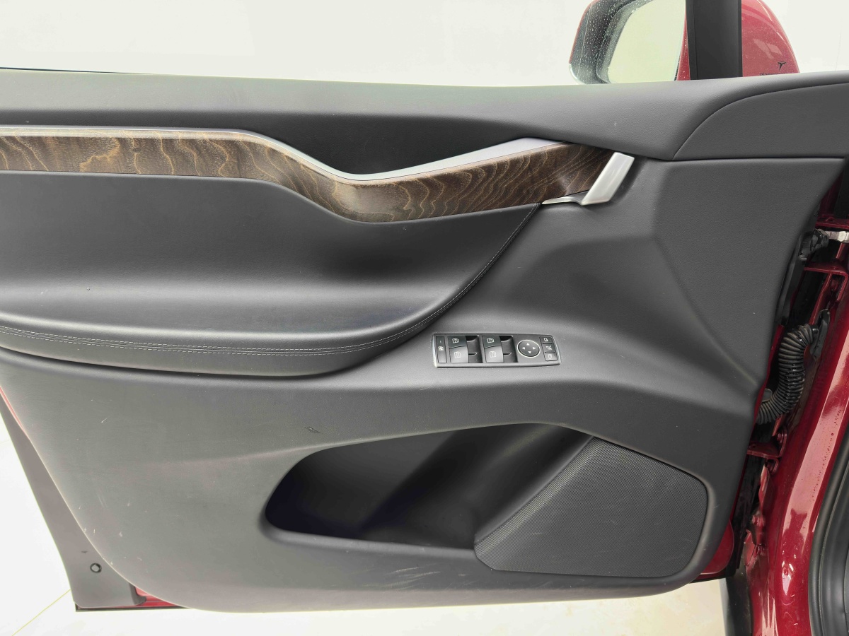 特斯拉 Model X 2018 汽车图片 #19