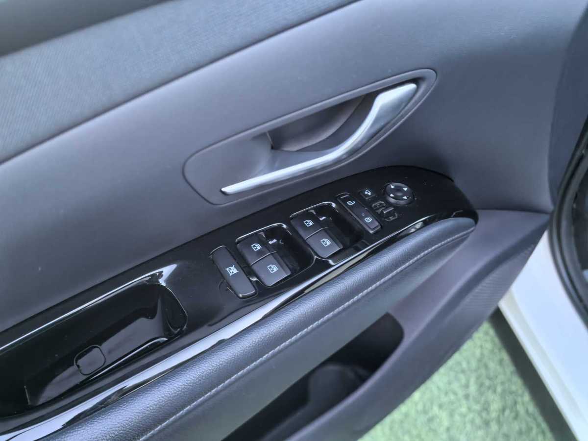 Hyundai Tucson 2021 car image #19