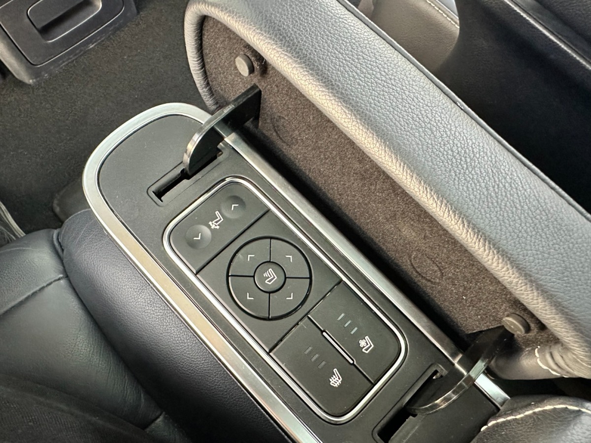 GAC Trumpchi GS8 2020 #19 GAC Trumpchi GS8 2020 car image #19