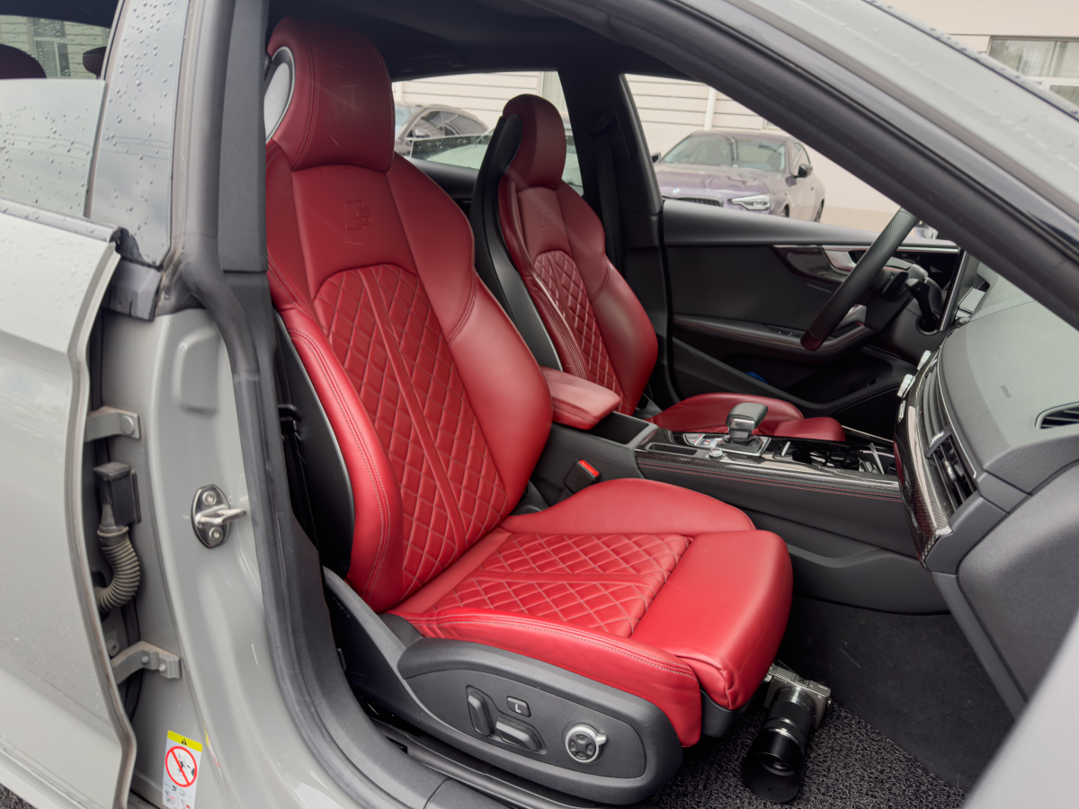 Audi S5 2022 car image #19