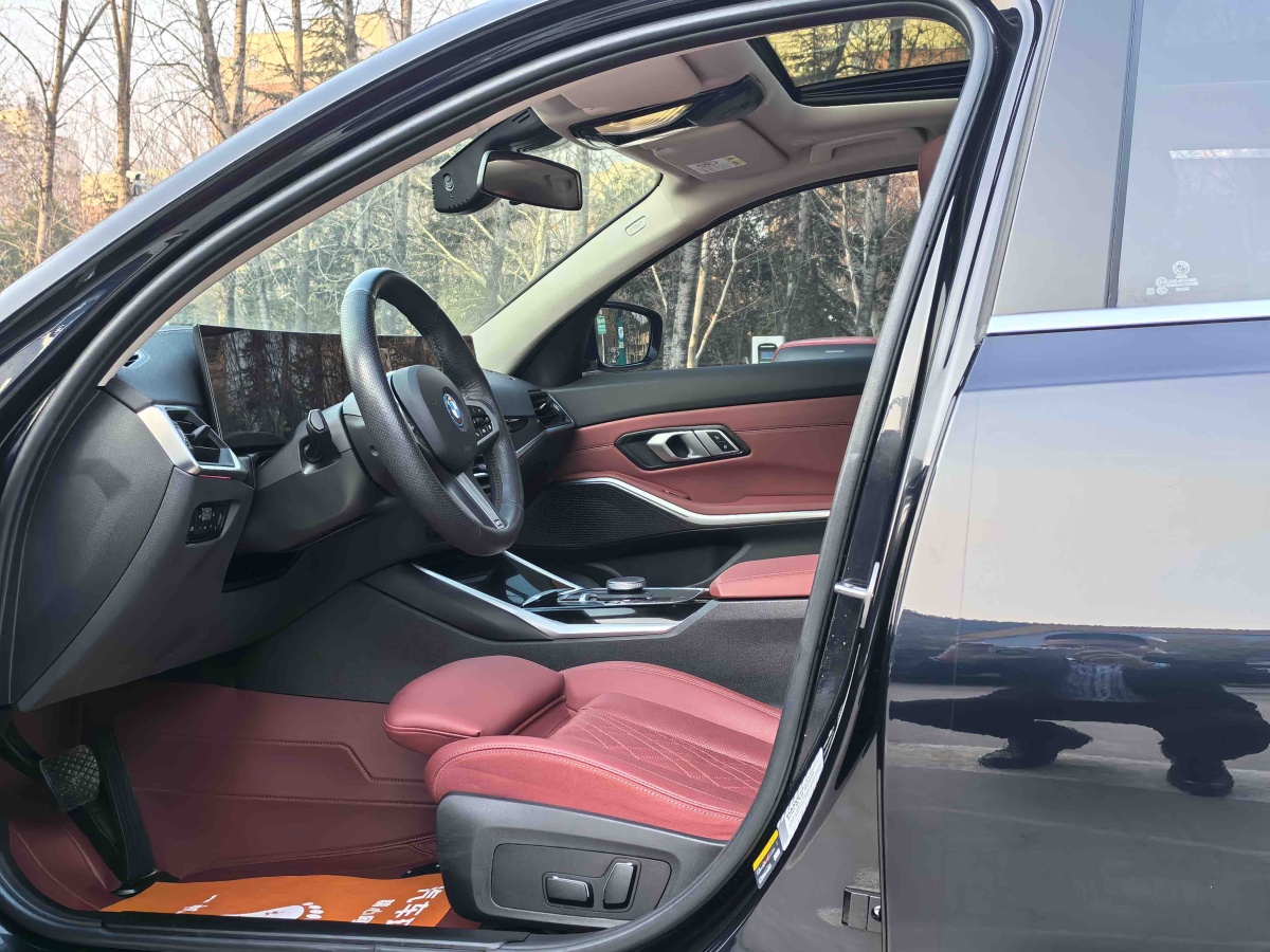 BMW i3 2023 car image #19
