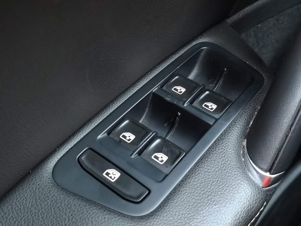 大众 高尔夫新能源(进口) 2019 汽车图片 #19