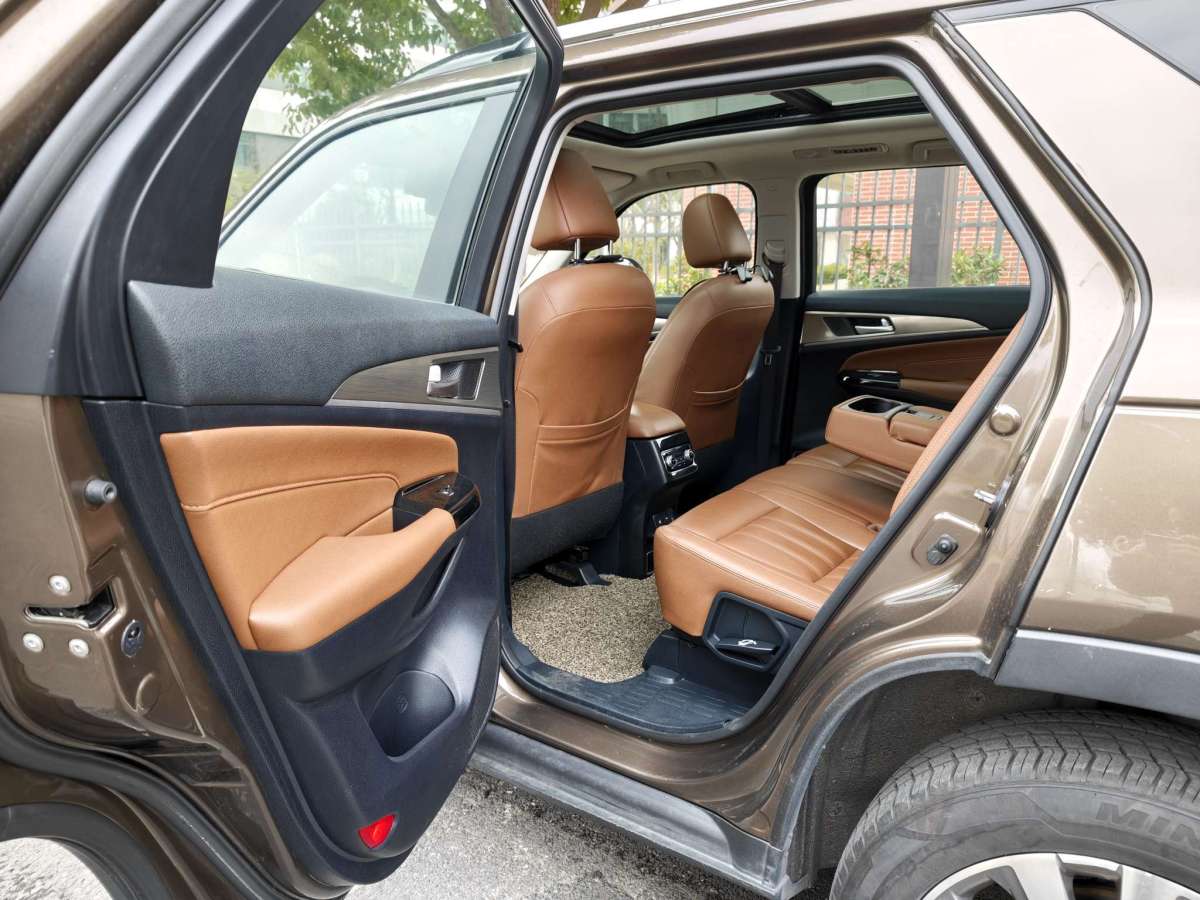 Changan CS95 2017 car image #19