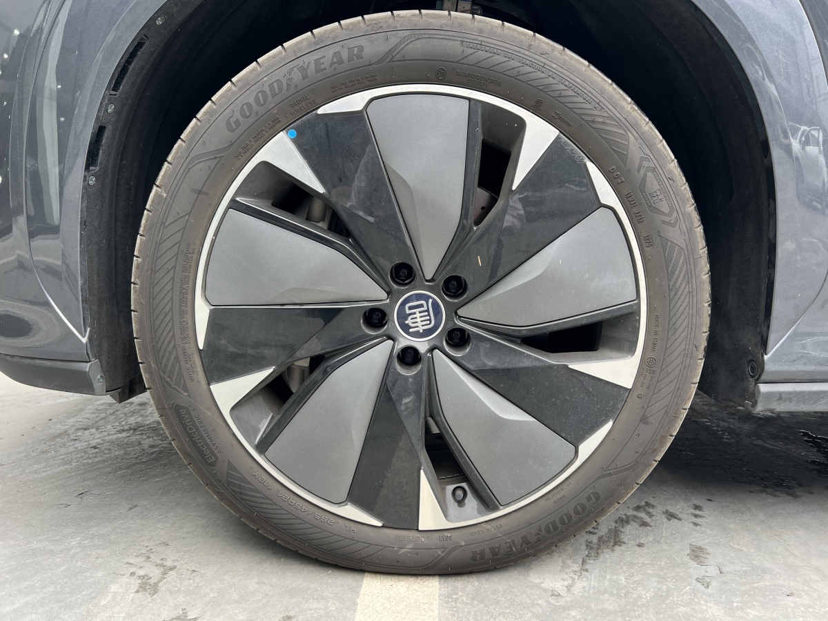 BYD Tang L 2025 car image #19