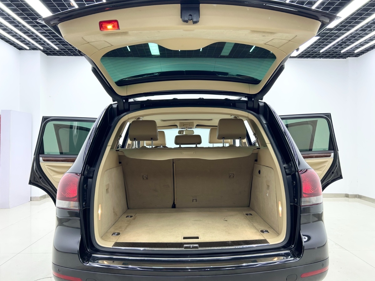 Volkswagen Touareg 2008 car image #19