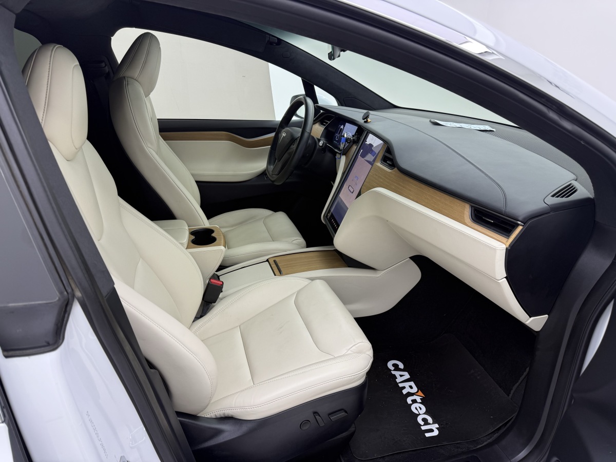 Tesla Model X 2020 immagine di auto #19