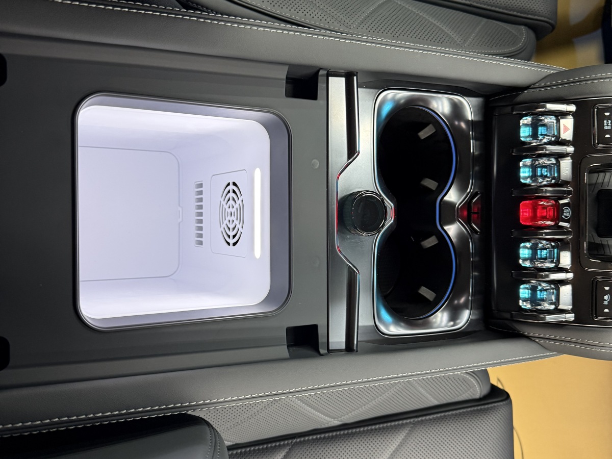 FangChengBao Leopard 5 2025 car image #19