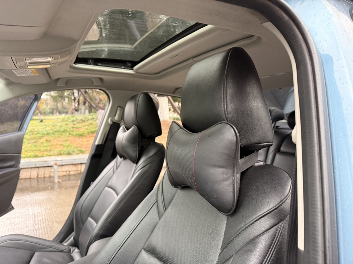 Mazda 2016 car image #19