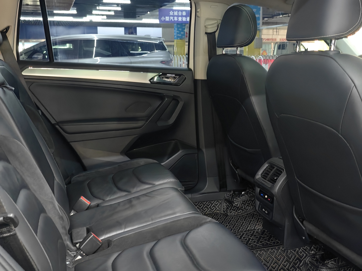 Volkswagen Tiguan L 2018 #19 Volkswagen Tiguan L 2018 car image #19