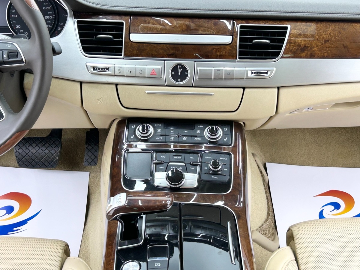 Audi 2013 car image #19