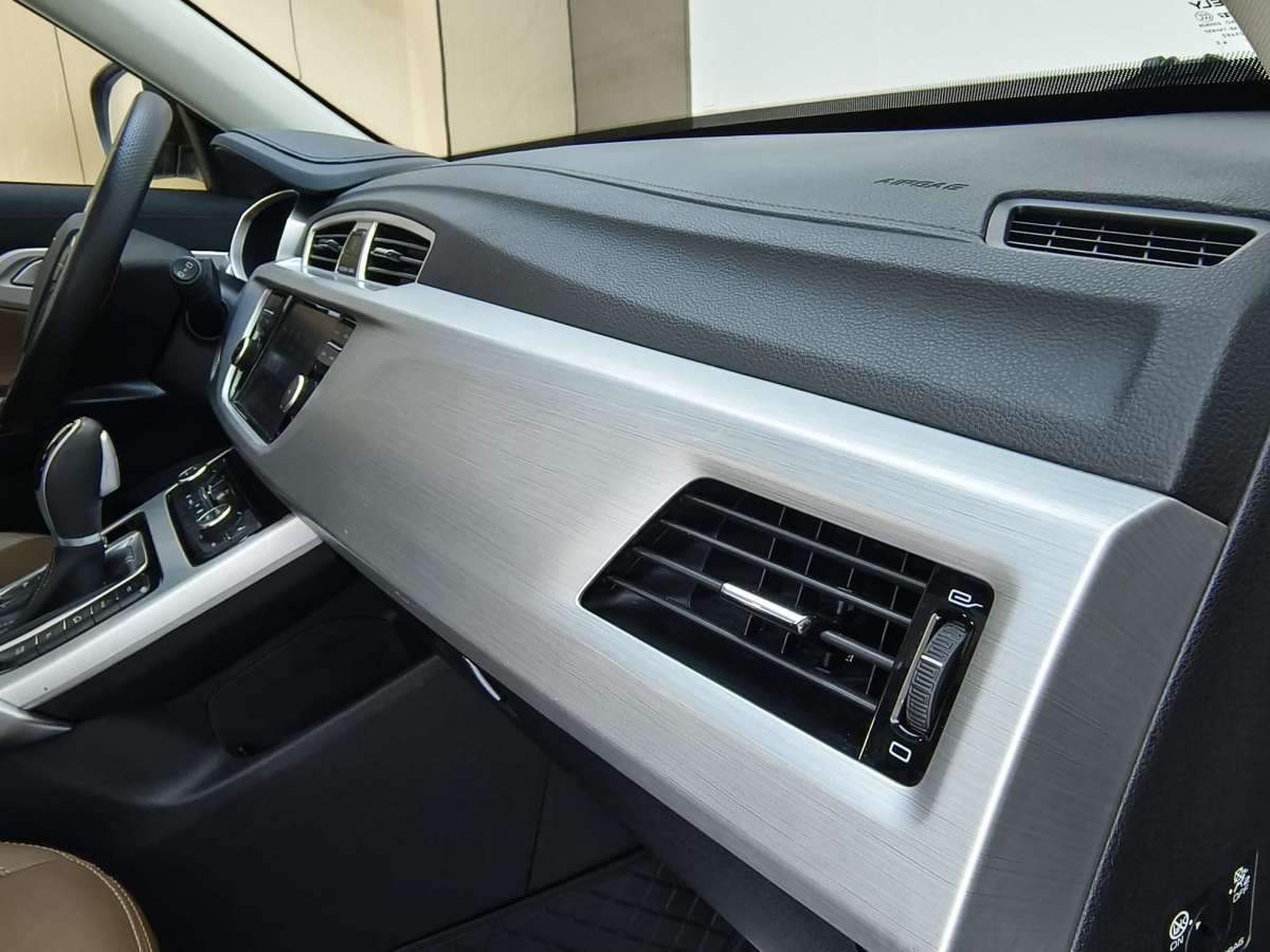 GEELY Boyue 2016 immagine di auto #19