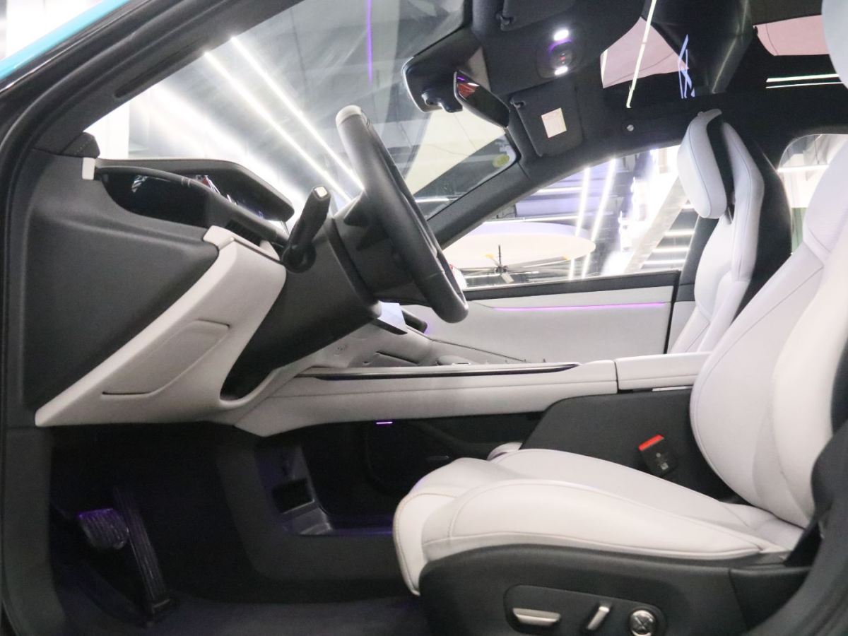 MI SU7 2024 car image #19