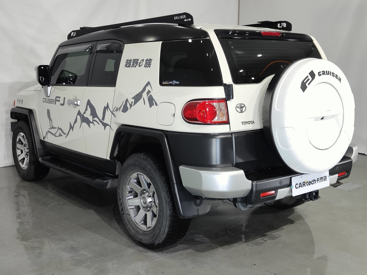 Toyota FJ Cruiser 2017 car image #19