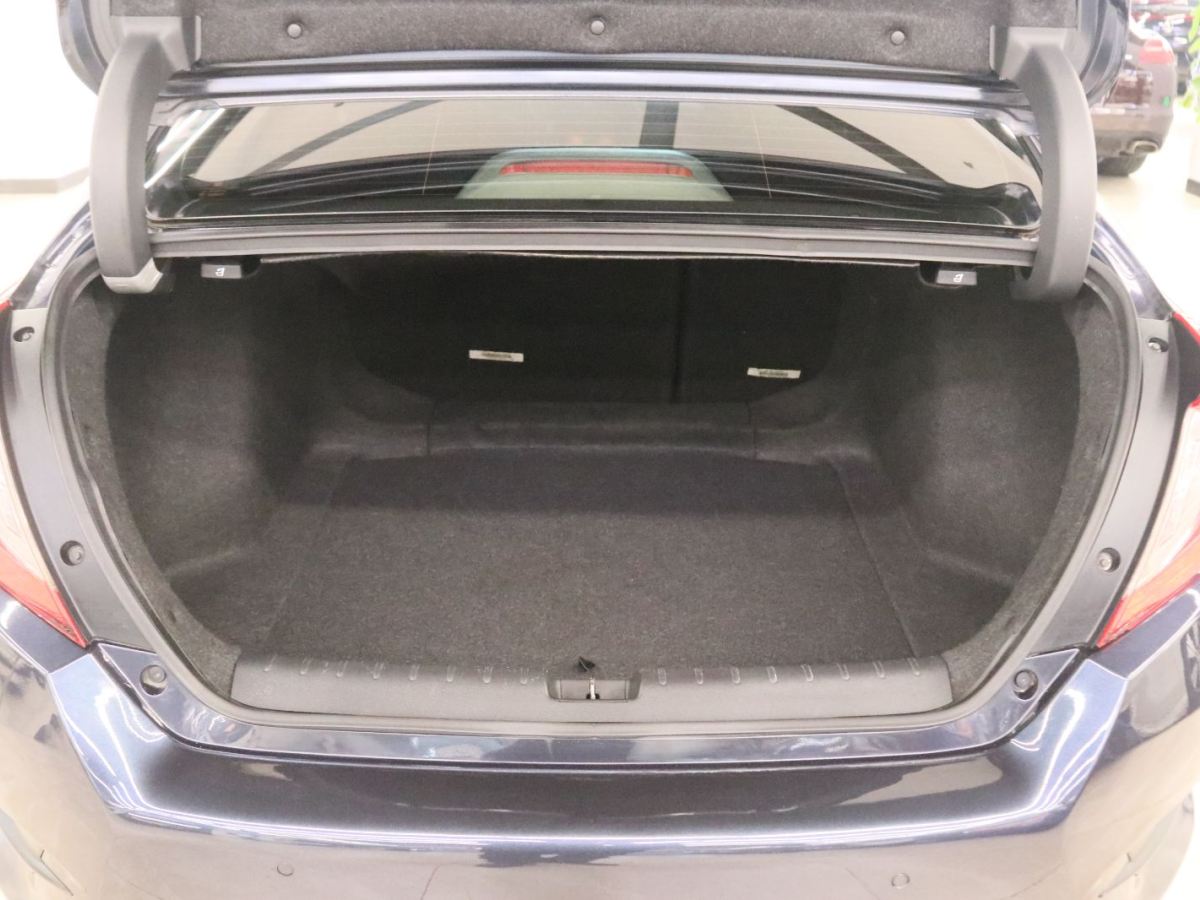 Honda Civic 2017 car image #19