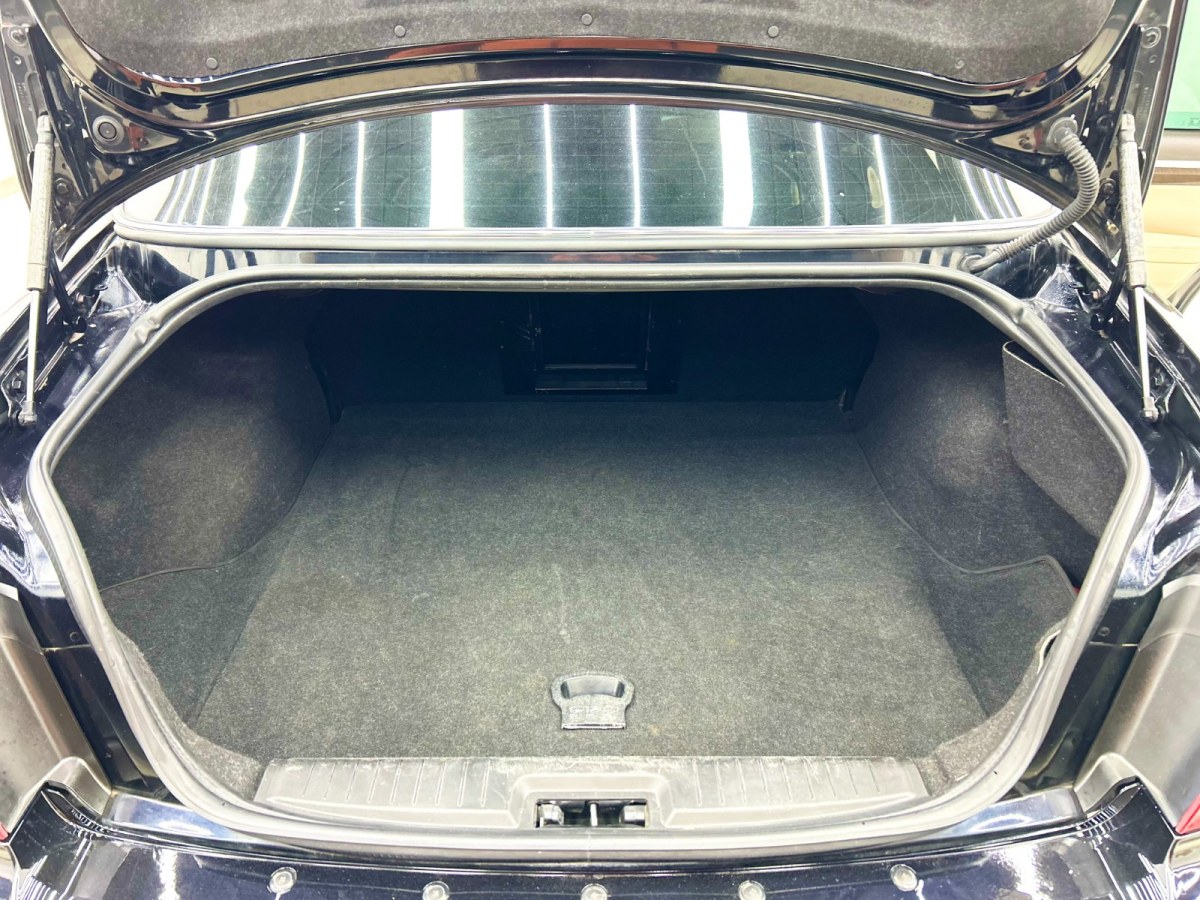 Roewe 750 2014 imagen de coche #19