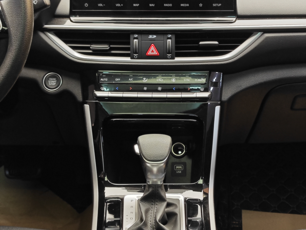 Kia K3 2020 изображение автомобиля #19