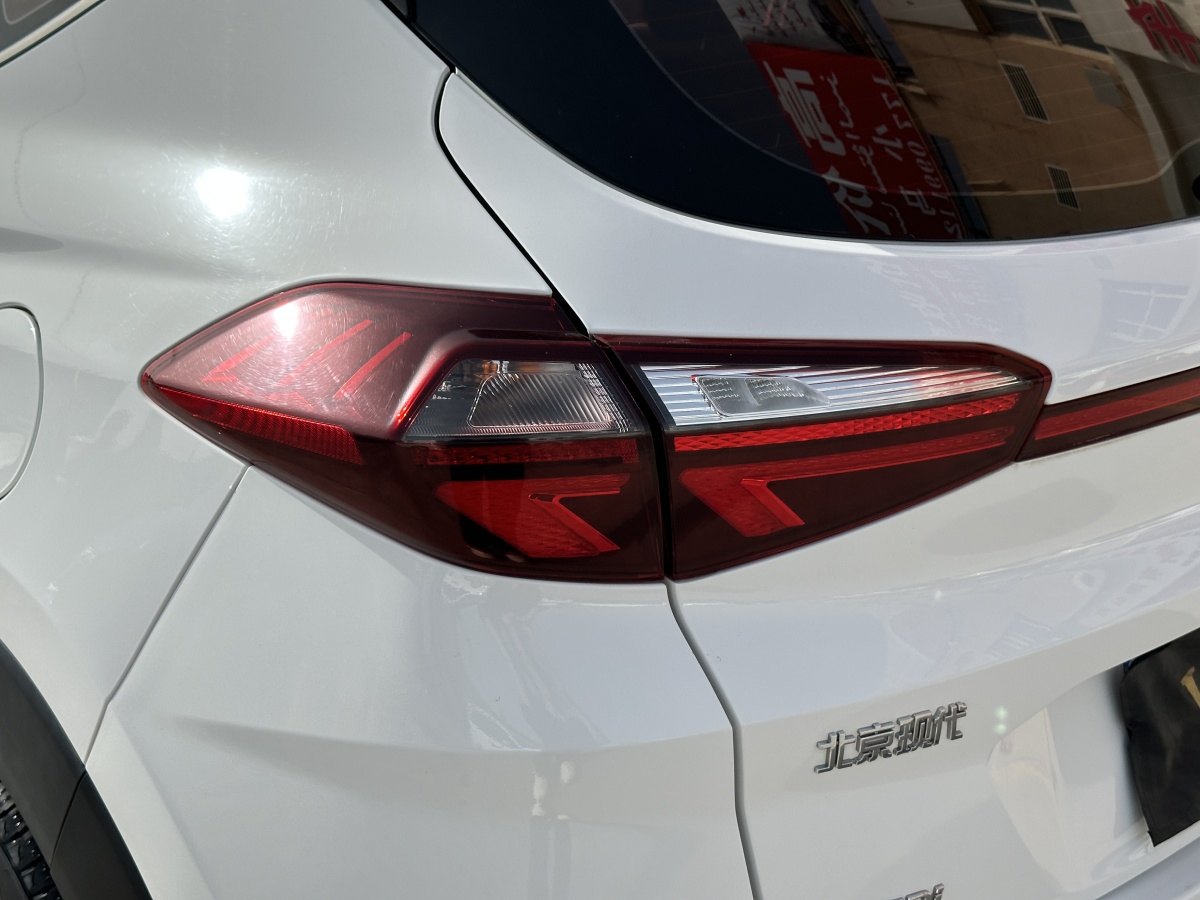 Hyundai Tucson 2019 car image #19