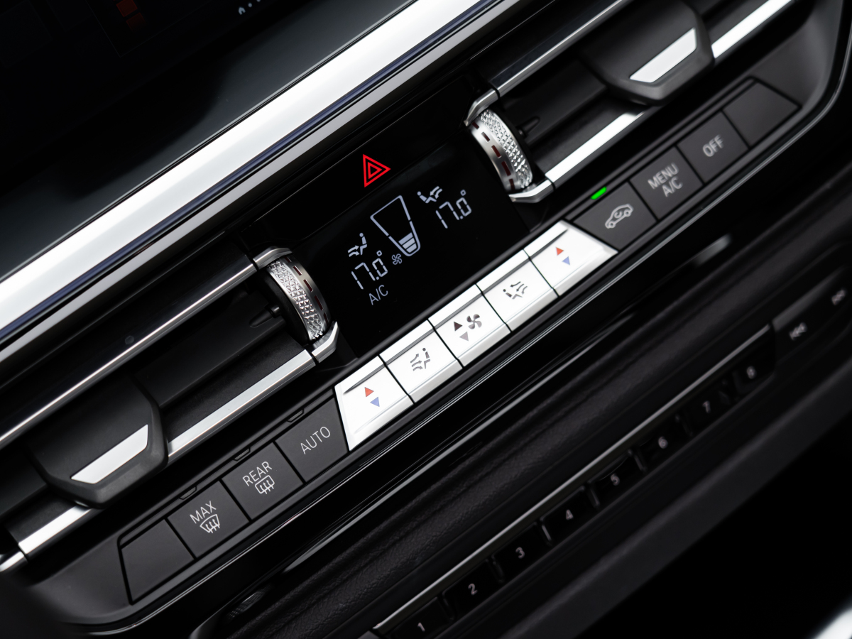 BMW Z4 2020 car image #19