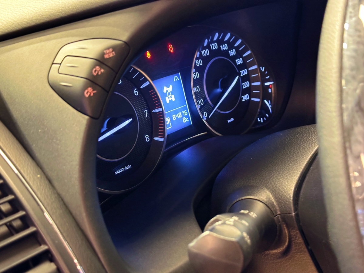 日产 途乐 2019 汽车图片 #19