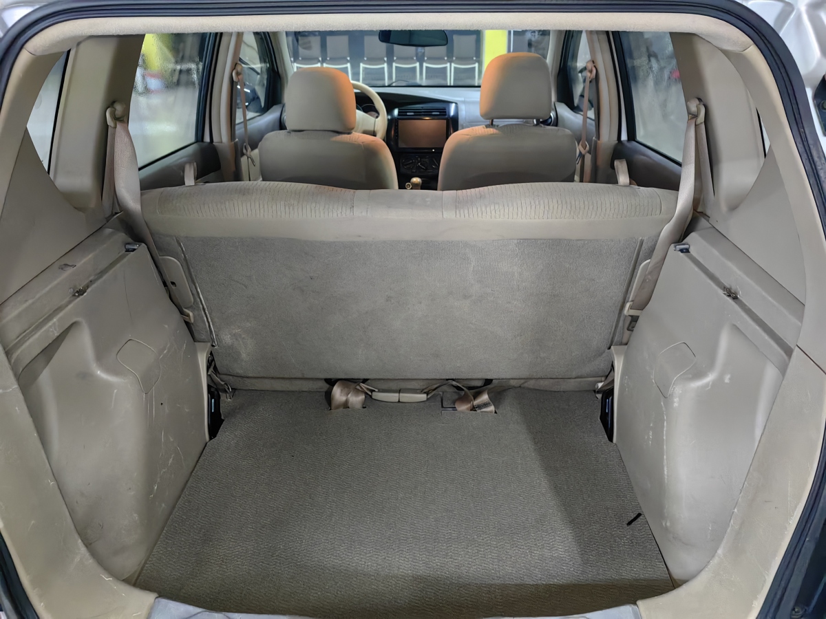 日产 骊威 2012 汽车图片 #19