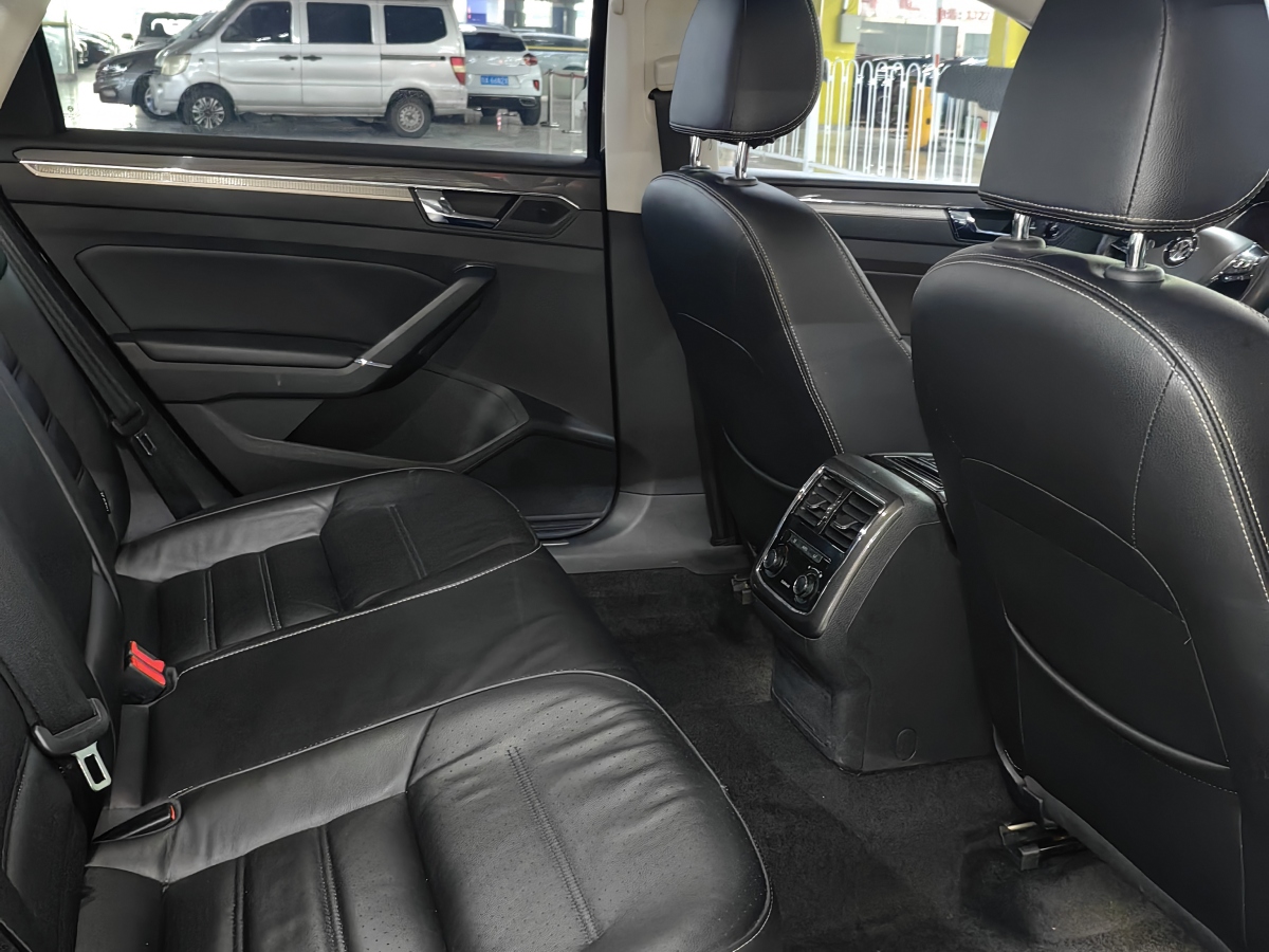 Volkswagen Passat 2018 #19 Volkswagen Passat 2018 car image #19