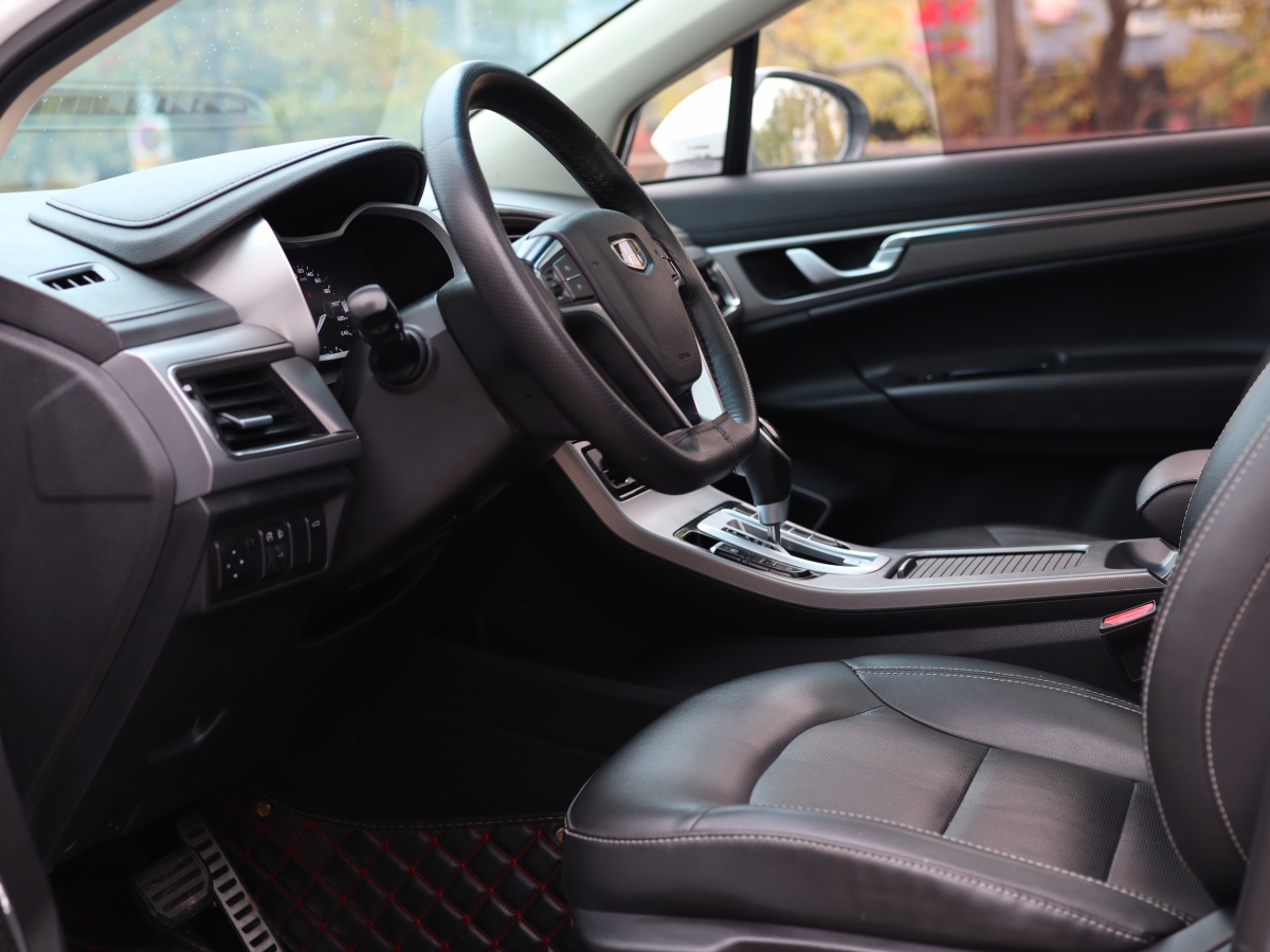 GEELY 2019 #19 GEELY 2019 car image #19