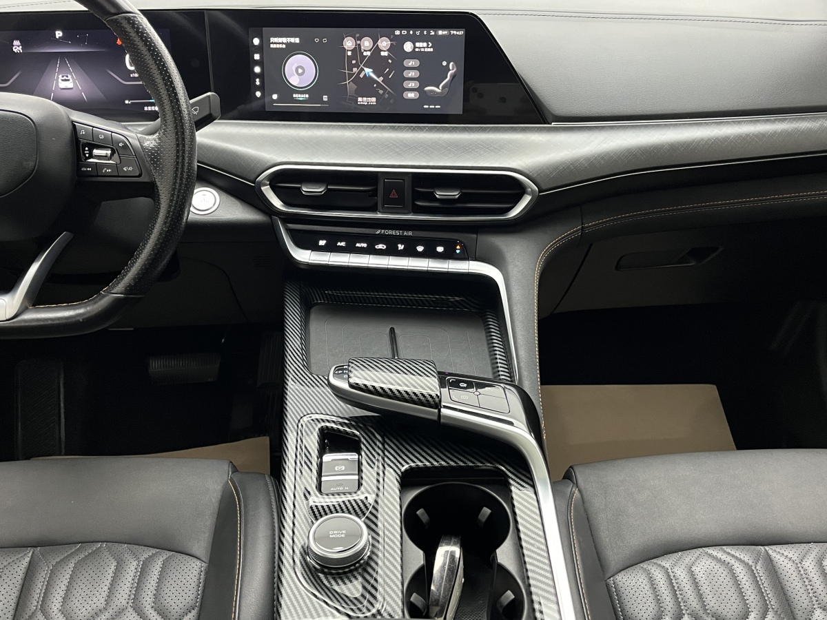 Changan UNI-T 2021 صورة سيارة #19