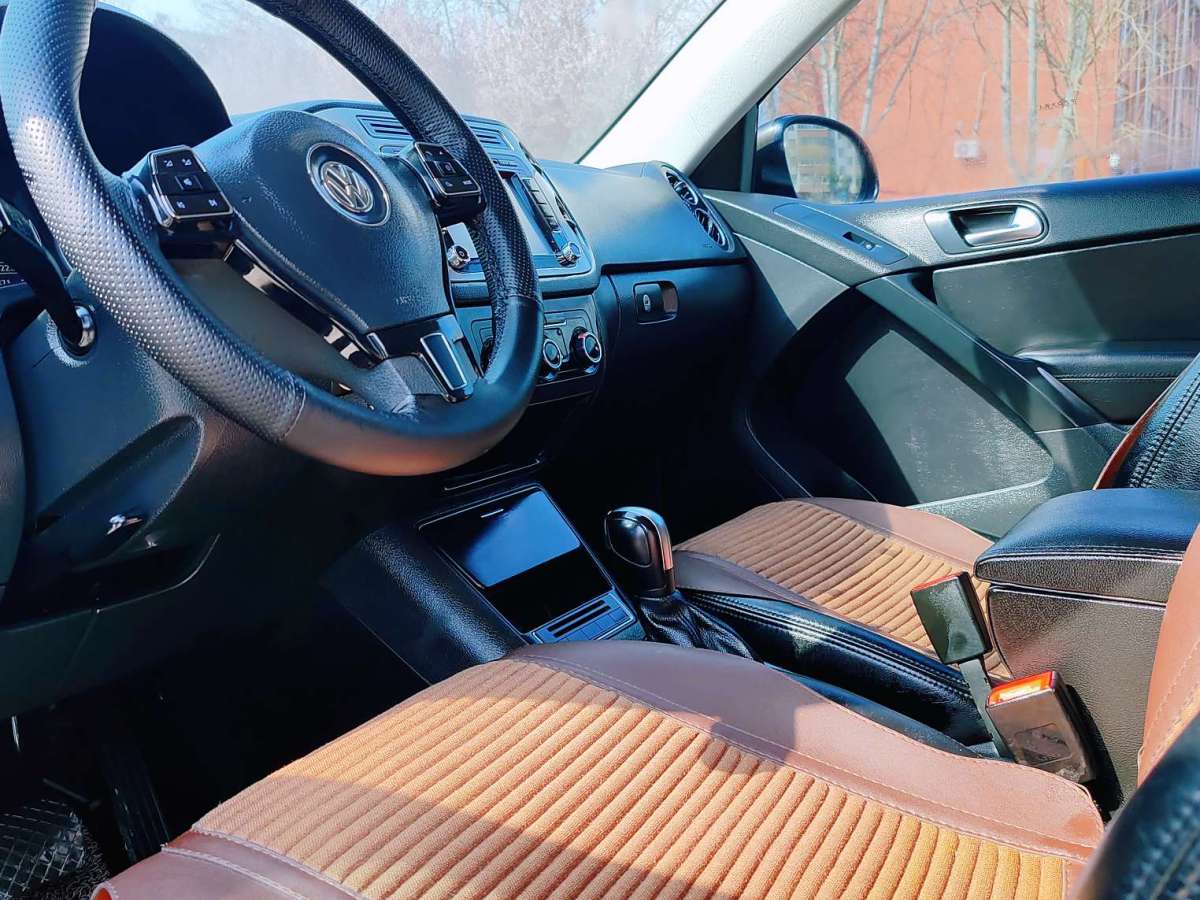 Volkswagen Tiguan 2013 car image #19