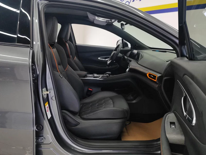 Changan UNI-T 2022 صورة سيارة #19