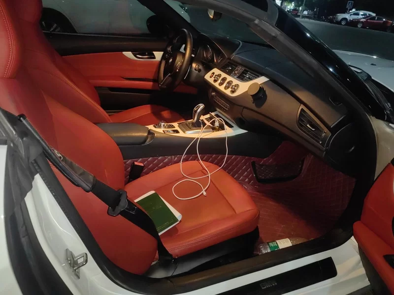 BMW Z4 M40i 2012 #19 BMW Z4 M40i 2012 car image #19