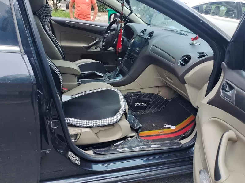 Ford Zhisheng 2016 #19 Ford Zhisheng 2016 car image #19