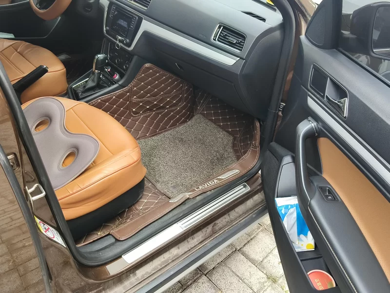 Volkswagen Cross Lavida 2017 immagine di auto #19