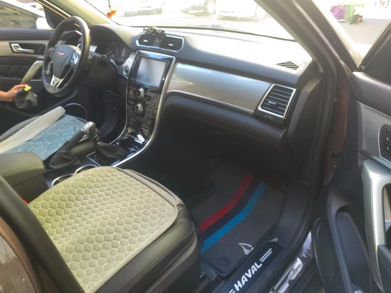 Haval H2 2015 car image #19