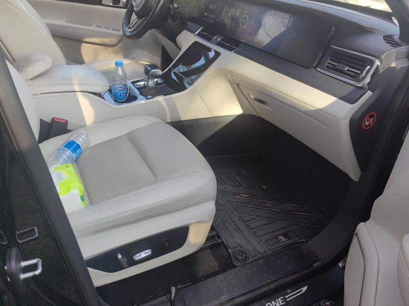 理想汽车 理想ONE 2021 汽车图片 #19