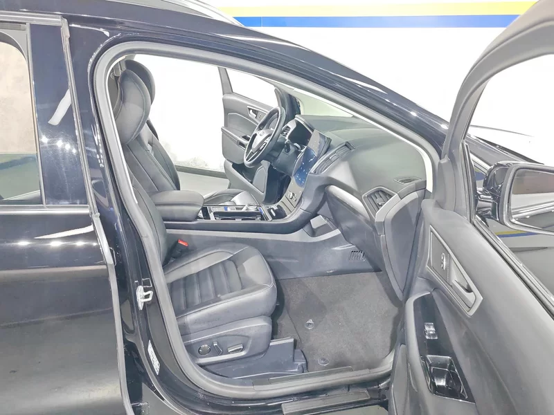 Ford Edge 2020 immagine di auto #19