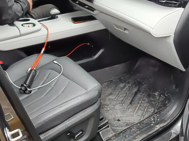 Changan UNI-Z 2025 immagine di auto #19