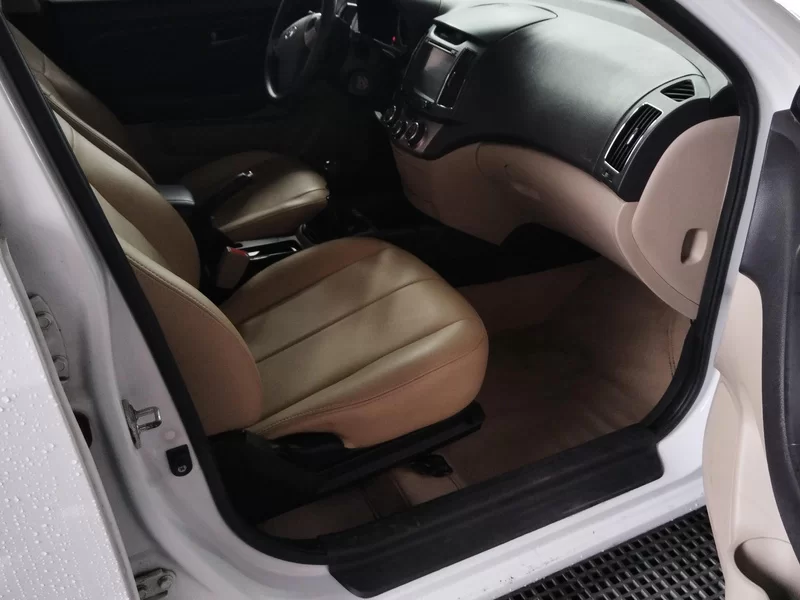 Hyundai Elantra HD 2014 car image #19