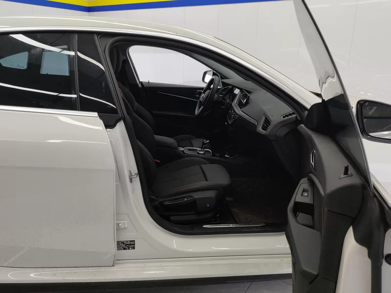 BMW 2 Series (Imported) 2023 #19 BMW 2 Series (Imported) 2023 car image #19