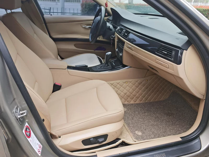 BMW 3 Series (Imported) 2012 car image #19