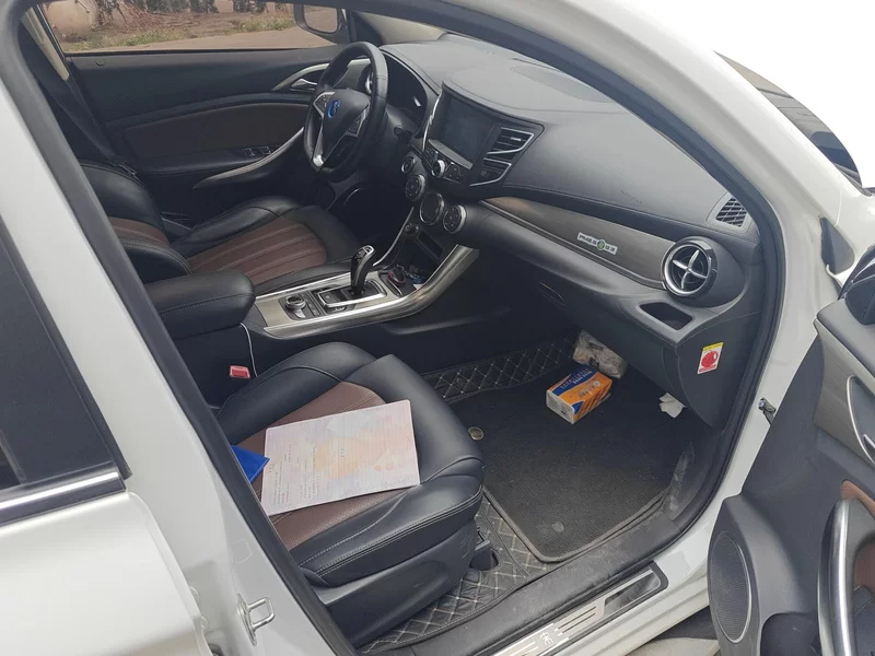 BYD Song New Energy 2018 #19 BYD Song New Energy 2018 car image #19