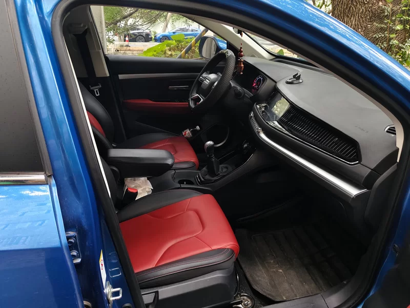 Haval H2s 2018 car image #19