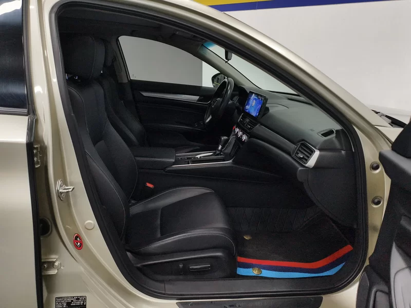 Honda Inspire 2018 car image #19