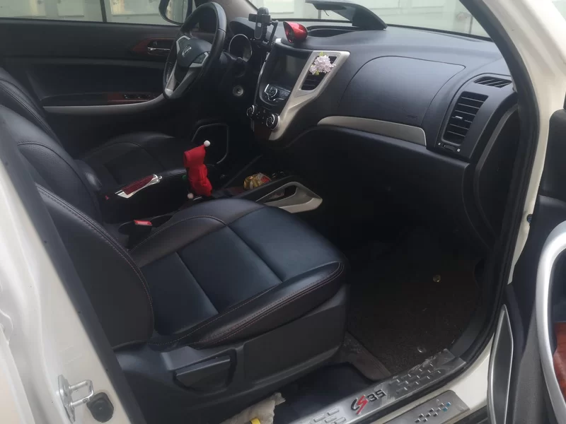 Changan CS35 2015 car image #19