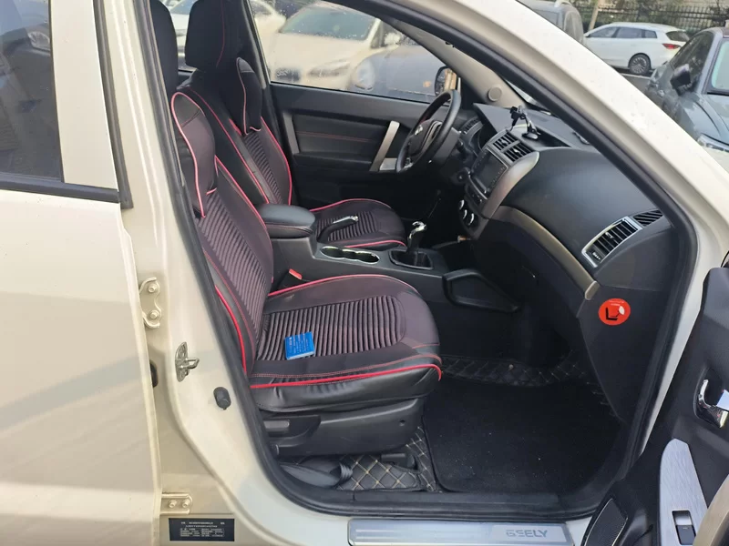 GEELY GX7 2015 car image #19